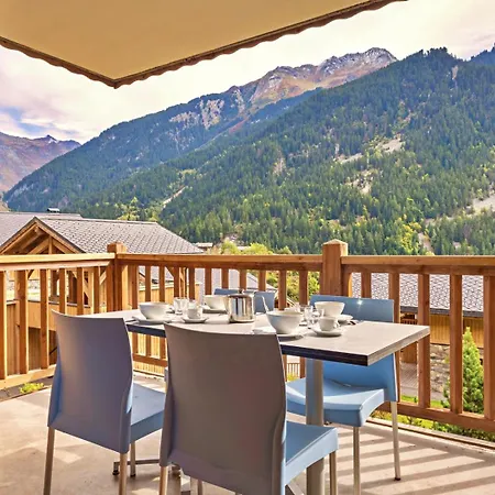 Quillis - Vue Montagne, Spa&Terrasse